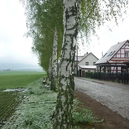 Erpelhaus In Laendlicher Idylle Mit Stadtnaehe Zu Erfurt Und Weimar *