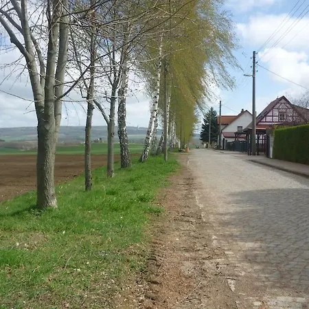 Erpelhaus In Laendlicher Idylle Mit Stadtnaehe Zu Erfurt Und Weimar *
